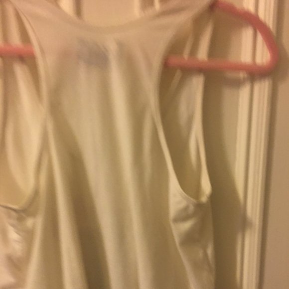 T shirt - Picture 3 of 3